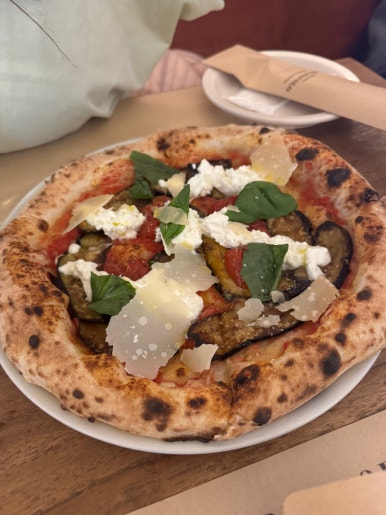 [일산 맛집] 포폴로피자 - 일산 최고의 화덕피자 맛집. 전설의 정발산역 사법연수원 나폴리 피자 블루리본서베이 또간집 맛집. 2시간 웨이팅은 기본!! 관련 이미지 1