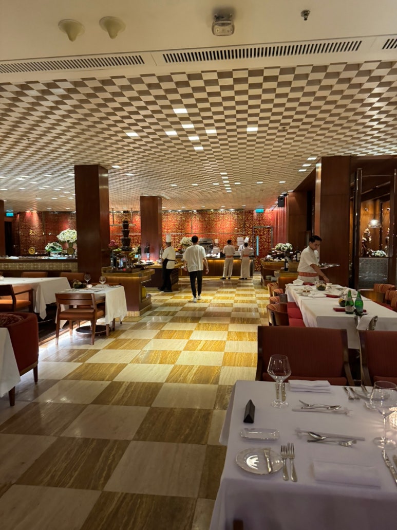 세인트레지스 발리 2편 - 미쉐린 레스토랑 Kayuputi. 플래티넘 티어로 즐기는 조식 그리고 디너 솔직 후기. 불가리 발리랑 비교!! 관련 이미지 7