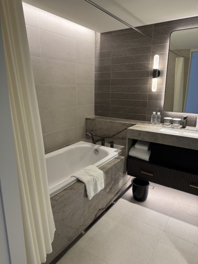 Parnas Hotel Jeju — Review of Using The Parnas Smart Complimentary Night Voucher (vs. Club Chosun Gold) image 16