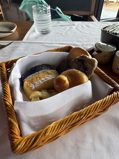 불가리 발리 2편 - 베이비시터가 있는 발리 풀빌라. 야외수영장, 조식, 레스토랑 후기. 관련 이미지 20