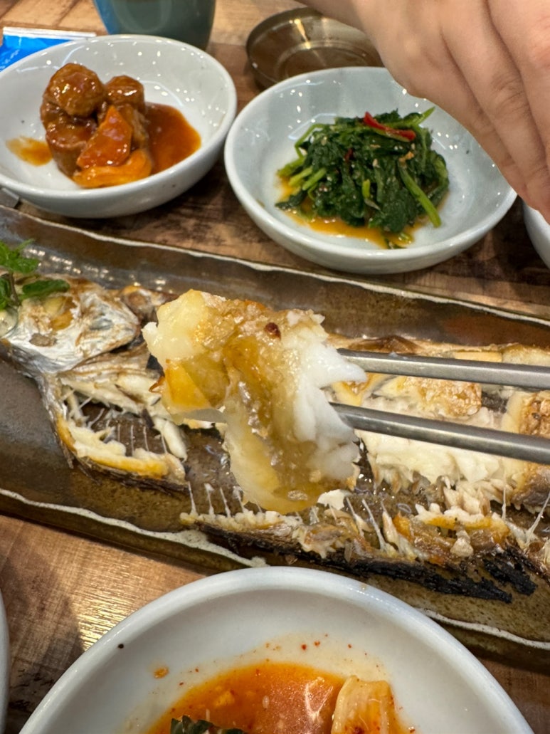 [제주공항 갈치 맛집] 충민정 - 통갈치구이만큼은 정말 맛있다! 춘심이네, 호정이네와 비교해서 갈치조림이 없어 아쉽다. 관련 이미지 13