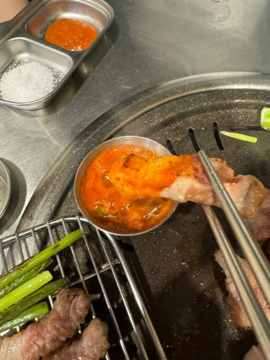 [남영역 맛집] 열정도 고깃집 - 김치찌개 맛있는 삼각지 숙성삼겹살 블루리본서베이 맛집. 모임장소추천. 콘치즈 서비스! 관련 이미지 28