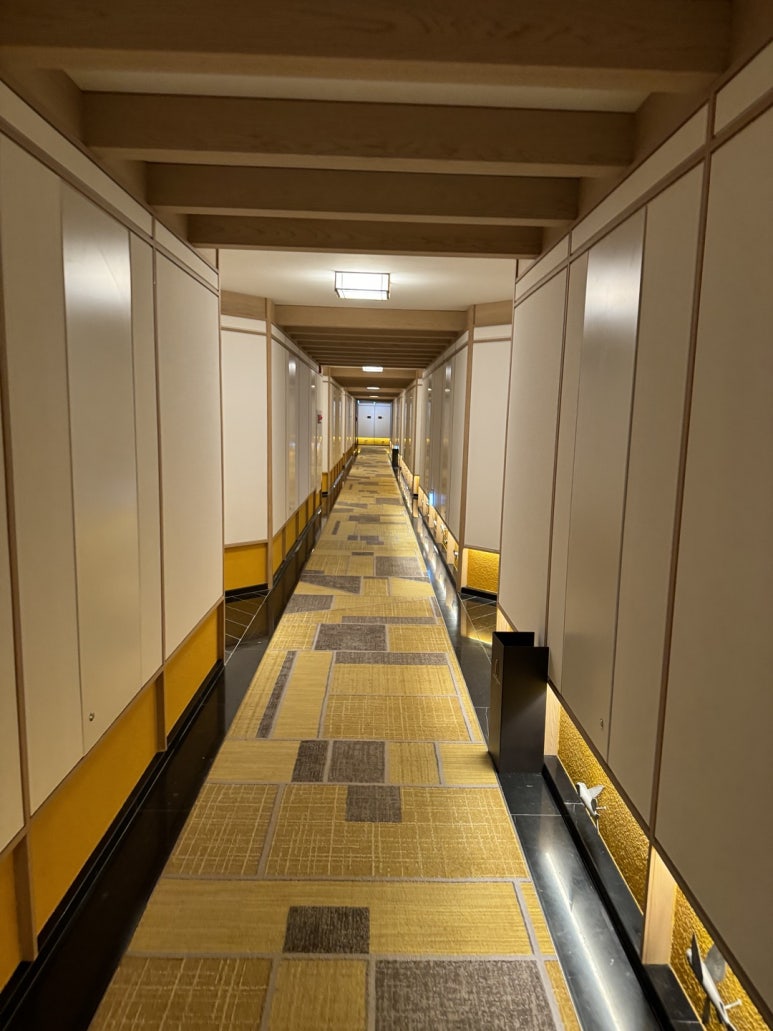 JW메리어트 제주 호캉스 - 신한 메리어트 본보이 ; 플래티넘 티어로 포인트숙박, 발렛주차, 야외수영장, 사우나, 조식숙제 후기. (1) 관련 이미지 9