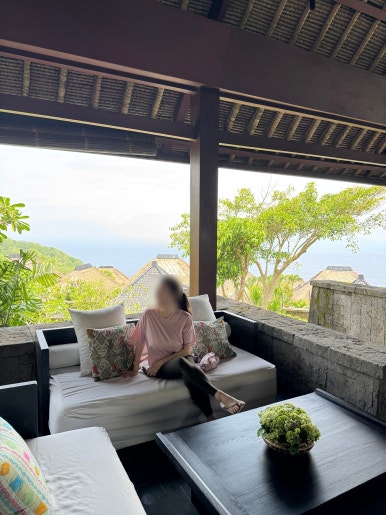 불가리 발리 - 인생 최고의 휴양지. 장동건 부부 신혼여행 인도양 오션뷰 풀빌라 추천. 메리어트 플래티넘 호캉스. 룸서비스/조식/야외수영장/레스토랑 후기. 관련 이미지 10