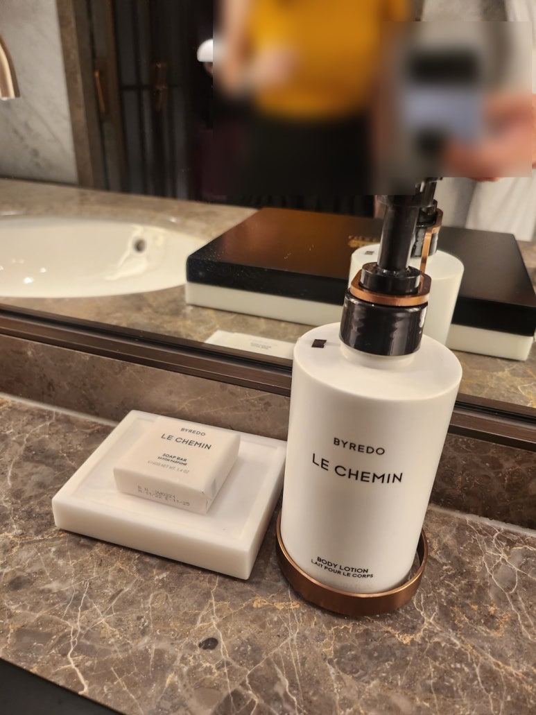 조선팰리스 그랜드 마스터스 룸 프로포즈 후기 + 격물공부와 커스터마이징 추천! (Feat. 클럽조선 플래티넘 멤버십) 관련 이미지 15