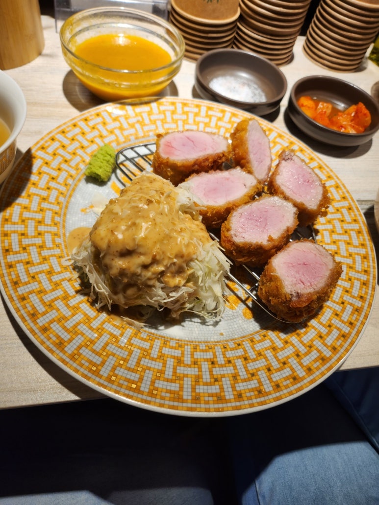 [합정 돈카츠 맛집] 츠키젠 - 카와카츠 돈카츠와 비교! 에르메스 접시! 내돈내산 후기. 주차팁. 카페 추천 포함. 관련 이미지 10