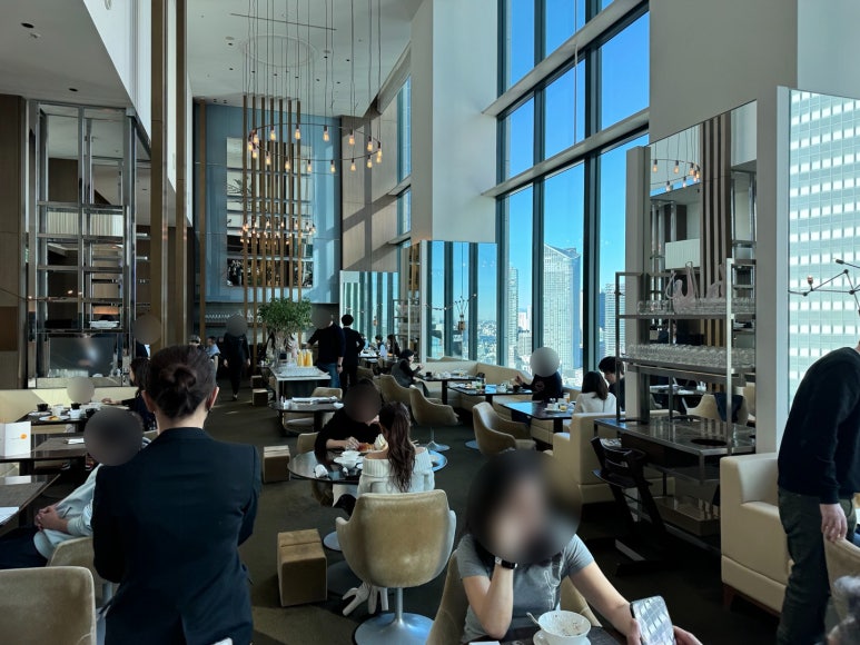 콘래드 도쿄 호캉스 - 크리스마스 시즌, 롯데 힐튼 아너스 다이아몬드 무료 조식. (2) 관련 이미지 3