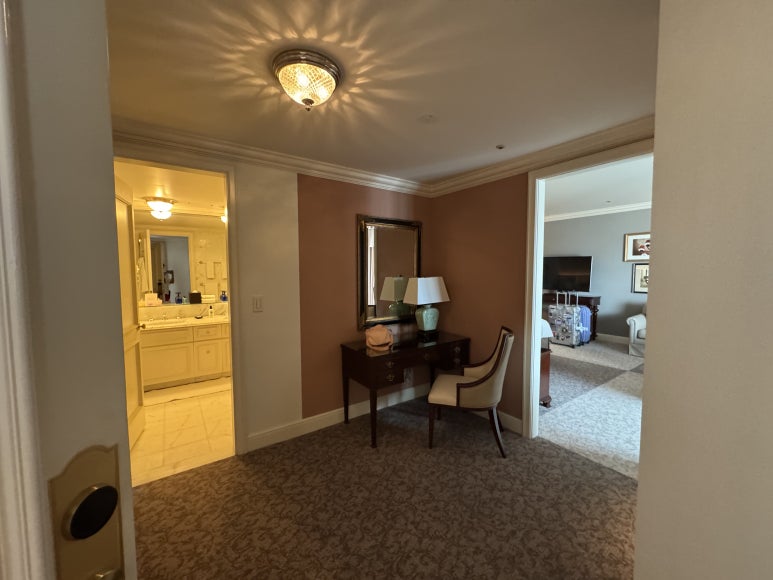 더 리츠칼튼 오사카 1편 - 품격있는 호텔의 진수. 메리어트 룸업그레이드. 수영장과 조식 후기. 관련 이미지 18