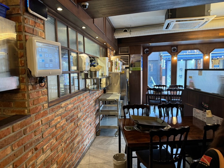 [이태원 맛집] 찰만생대패 - 서울 생대패삼겹살 맛집. 미나리 세트 후기. 냉삼보다 훨씬 맛있음! 관련 이미지 5