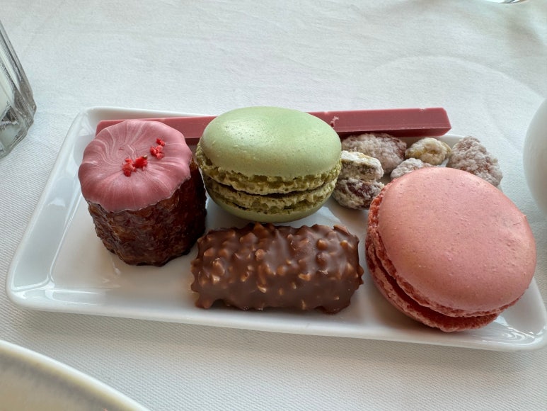 [Signiel Seoul] STAY – Lunch EMOTION Course Window-Seat View Review. Signiel Club Discount (+ Lotte Hotel Rewards Discount) image 31