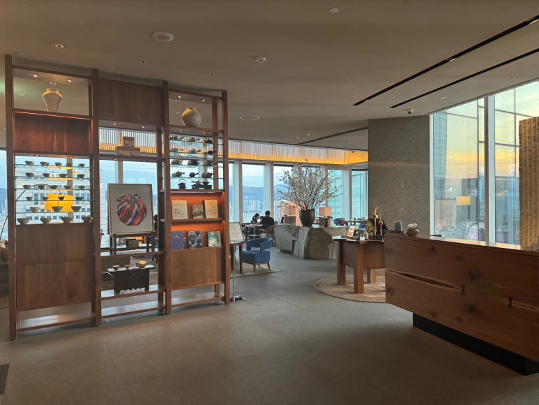 [파크 하얏트 서울] 더 라운지 - 모임하기 좋은 강남 한식 뷰맛집. 허니골드빙수. 현대카드 적립과 할인 팁. 관련 이미지 3