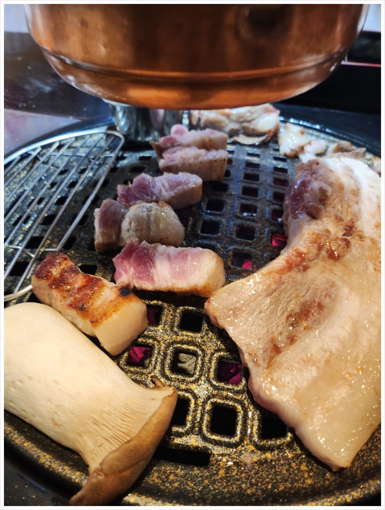 ★★★☆☆[행당동 맛집] 돈슐랭 - 와인 콜키지 가능한 돼지 특수부위 맛집. 오겹살도 맛있다! 관련 이미지 2