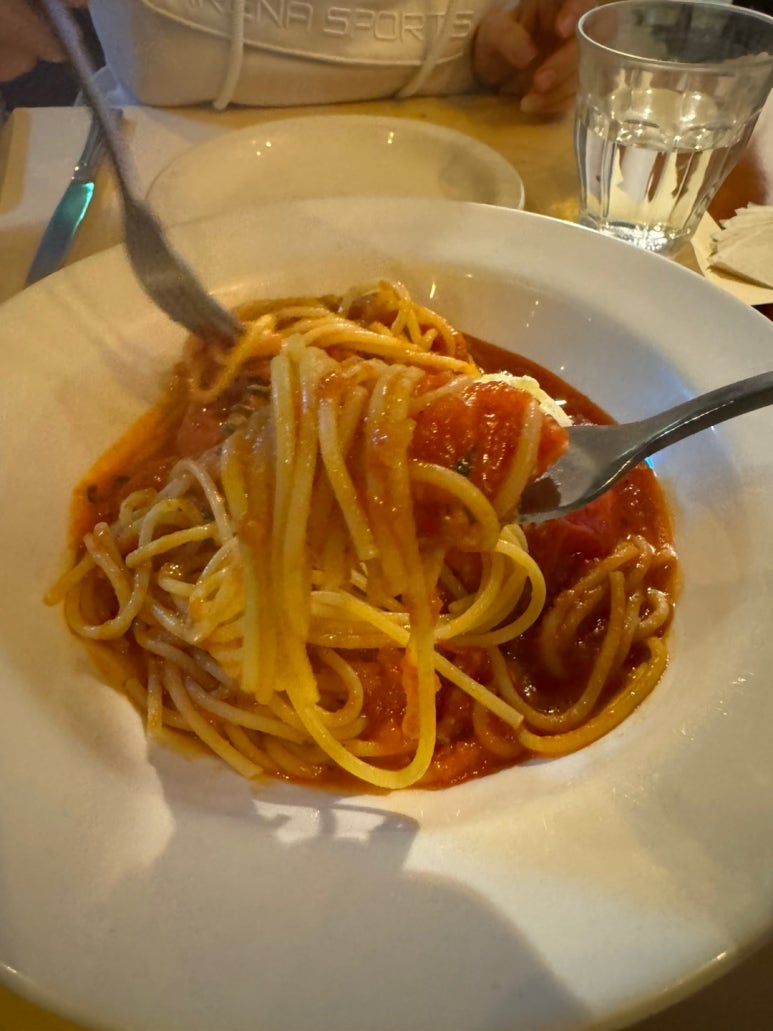 [옥수동 맛집] 옥수동화덕피자 - 토마토향 가득한 마르게리타 엑스트라 추천. 뽀모도로는 글쎄? 주차꿀팁. 관련 이미지 13