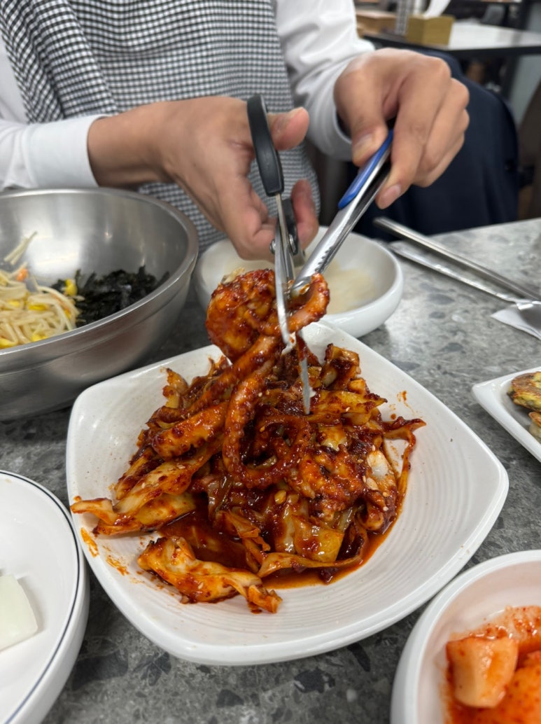 [선릉역 맛집] 맛자랑 - 서울 3대 콩국수 맛집. 맛있는녀석들 출연한 백반 맛집. 맛, 위치, 주차, 영업시간 모두 완벽하다.. 관련 이미지 15