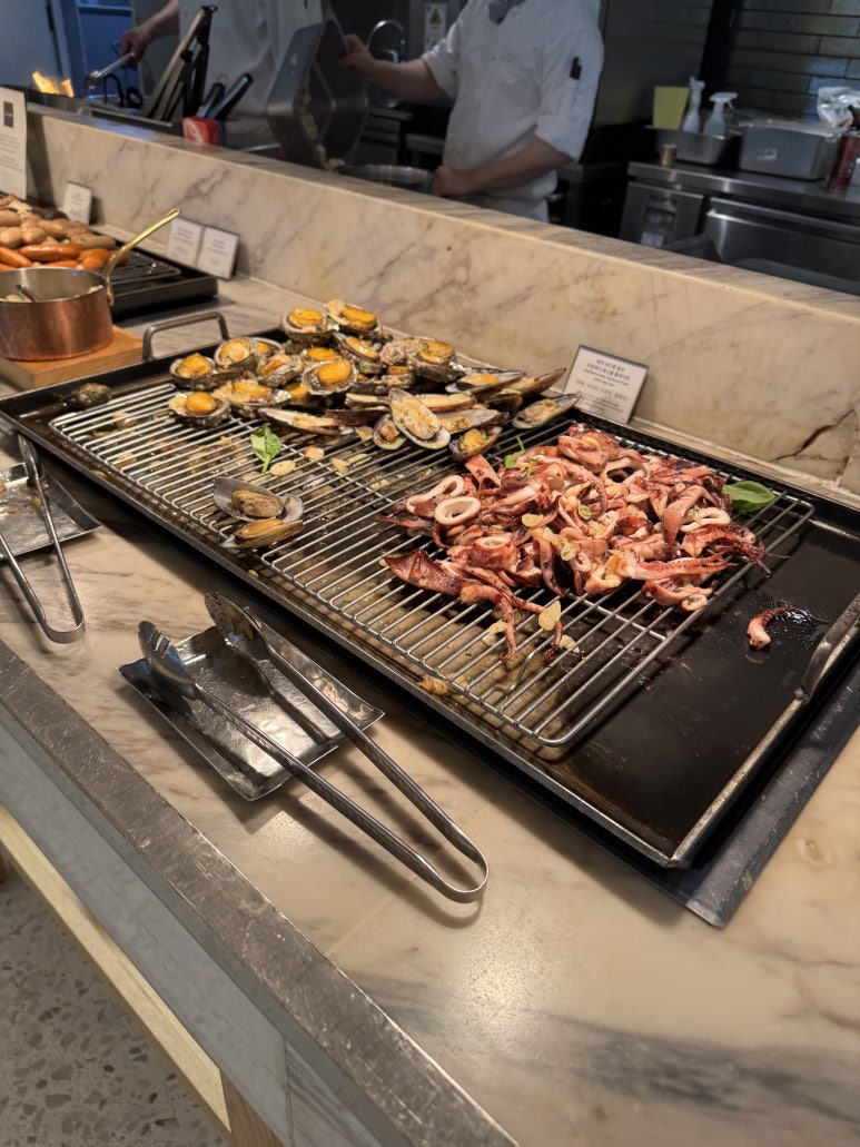 그랜드 조선 제주 아리아 - 조선호텔 멤버십 골드 할인 받고 즐긴 만족스러운 런치 후기. (vs 파르나스 제주 콘페티) 관련 이미지 26