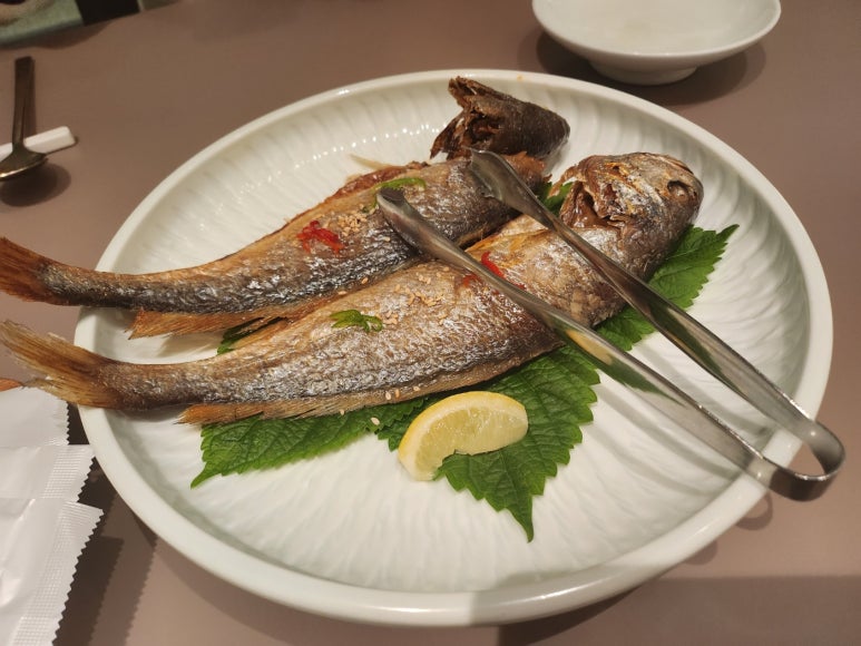 ★★★★☆[한남동 맛집] 일상담미 한남점 - 생일날 방문 후기. 가족모임추천. 나인원한남 맛집.주차 가능. 관련 이미지 1