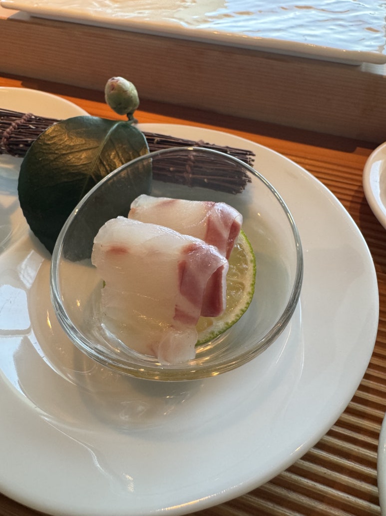 [시그니엘 서울] 시그니엘 클럽 - JYP 옆에서 먹어본 런치 스시 오마카세 후기. 관련 이미지 15