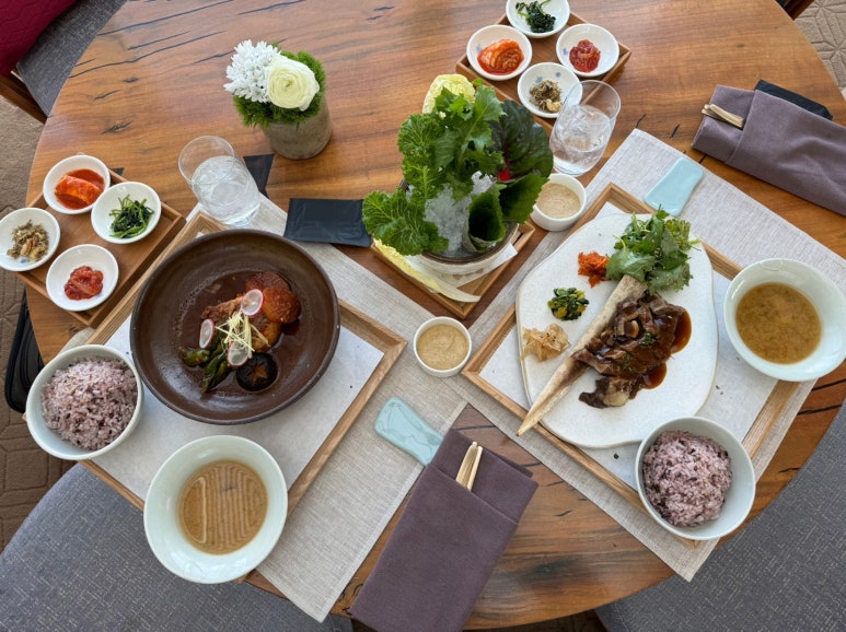 [파크 하얏트 서울] 더 라운지 - 모임하기 좋은 강남 한식 뷰맛집. 허니골드빙수. 현대카드 적립과 할인 팁. 관련 이미지 23