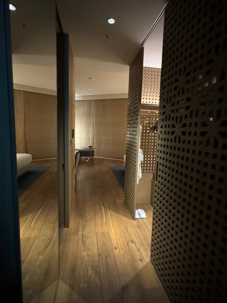 파크하얏트 부산 - 파크 이그제큐티브 마리나 스위트 & 스탠다드 룸 비교! 광안대교뷰, 조식, 수영장, 월드오브하얏트, GOH, 부산 5성호텔 비교&추천. 관련 이미지 7