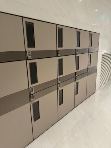 Korean Air First Class vs. Prestige Class – KE907 and KE908 Incheon–London B777-300ER Booking, Seat Recommendations, First Lounge, and SkyTeam Mileage Flight Review image 26
