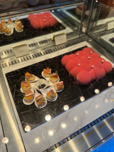 [롯데호텔서울] 라세느 - 뷔페는 먹고싶을 때 가야 제맛이지! 아내 생일 디너 뷔페 방문 후기. 트레비 클럽 쿠폰 사용. 관련 이미지 51