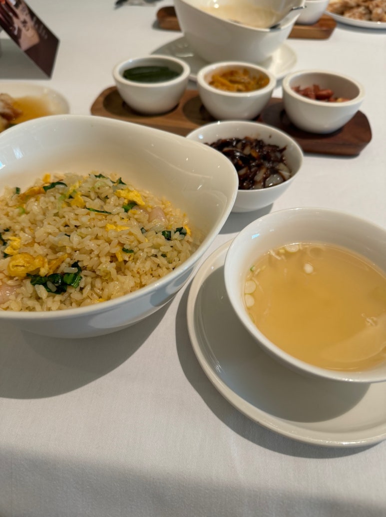 [그랜드 인터컨티넨탈 파르나스] 웨이루 - 탕수육, 새우볶음밥 그리고 짬뽕까지. 점심에 북경오리 없이 방문. 멤버십 할인 후기. 호텔발렛가능. 관련 이미지 19