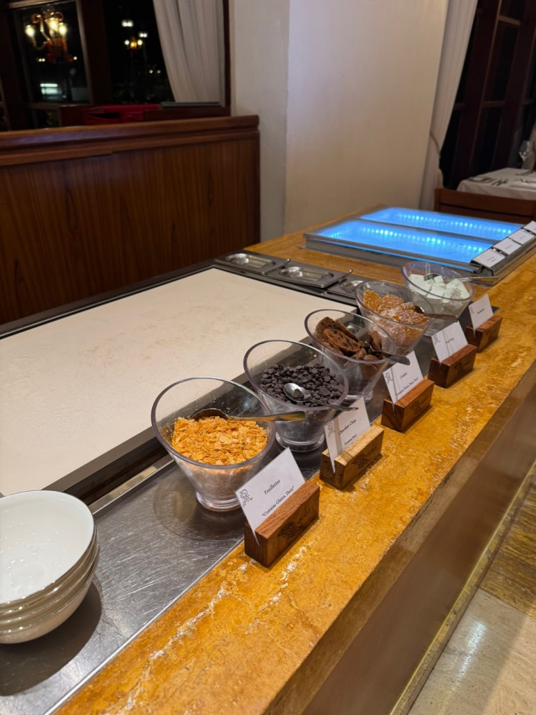 세인트레지스 발리 2편 - 미쉐린 레스토랑 Kayuputi. 플래티넘 티어로 즐기는 조식 그리고 디너 솔직 후기. 불가리 발리랑 비교!! 관련 이미지 31