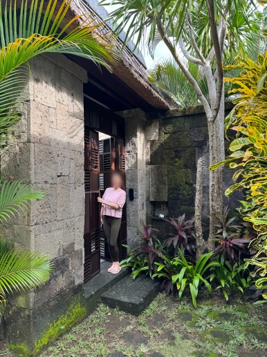 불가리 발리 - 인생 최고의 휴양지. 장동건 부부 신혼여행 인도양 오션뷰 풀빌라 추천. 메리어트 플래티넘 호캉스. 룸서비스/조식/야외수영장/레스토랑 후기. 관련 이미지 30