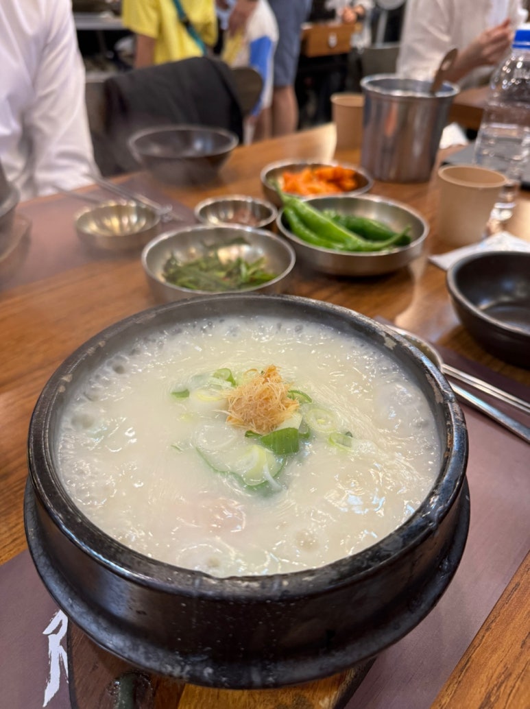 [교대역 맛집] 3대 삼계장인 - 잣삼계탕, 녹두삼계탕, 전기구이 모두 먹어본 솔직후기. n번째 방문. 줄서는식당, 맛있는녀석들 삼계탕. 관련 이미지 14