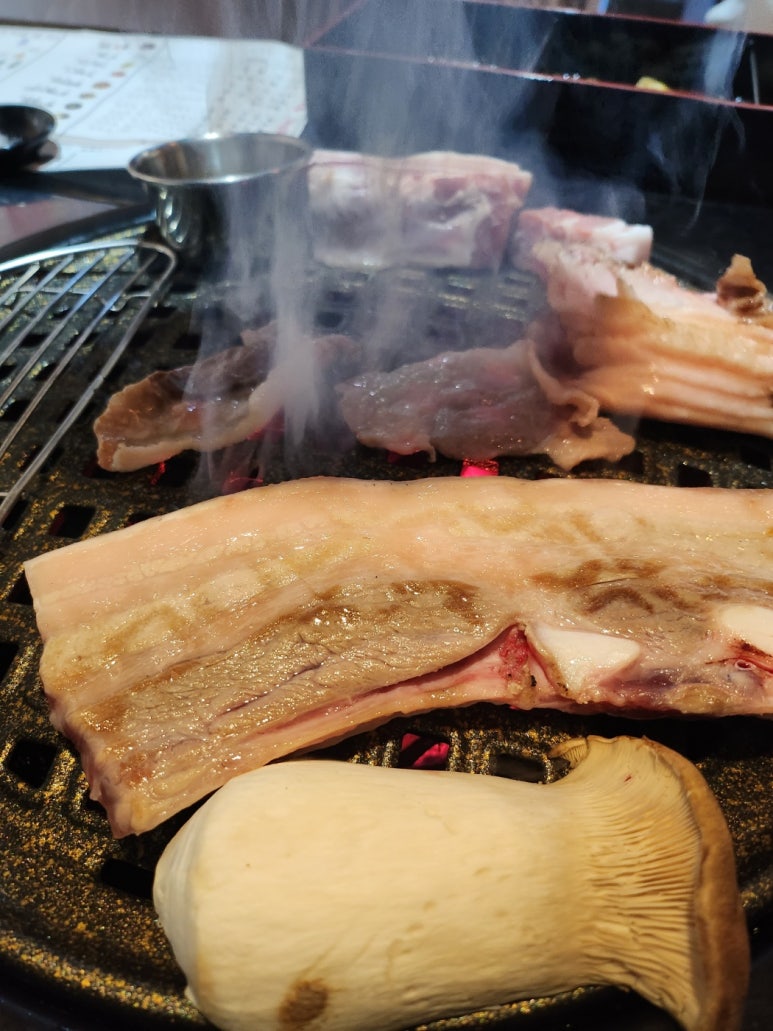 ★★★☆☆[행당동 맛집] 돈슐랭 - 와인 콜키지 가능한 돼지 특수부위 맛집. 오겹살도 맛있다! 관련 이미지 11