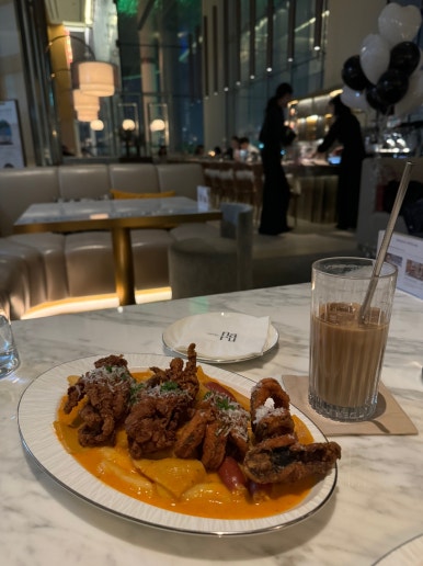 [호텔 나루 서울 엠갤러리] 라운지 & 데크 - 최고의 한강뷰 야경 5성 호텔 라운지 맛집. 아코르 멤버십, 대한항공 현대카드 할인 가능. 발렛 가능. 관련 이미지 1