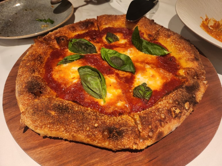 [압구정 맛집] 오스테리아꼬또 - 2탄 DINEHILL WEEK 50% 할인. 2층 룸 이용 후기. 기본에 충실한 고풍스러운 이탈리안 가정식. 관련 이미지 1