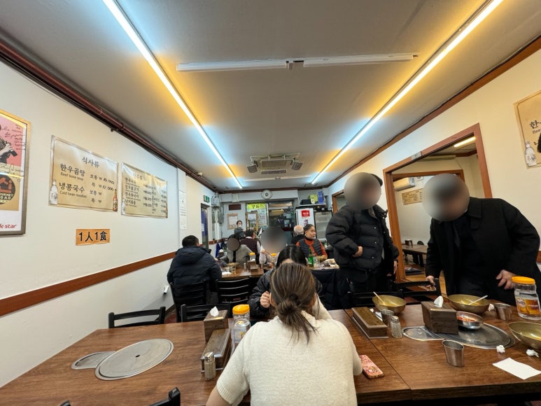 [을지로 한우곰탕] 애성회관한우곰탕 - 히든메뉴 특특 사이즈 한우곰탕. 서울 북창동 블루리본서베이 곰탕 1티어 맛집. 관련 이미지 4