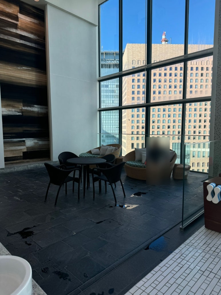 콘래드 도쿄 크리스마스 시즌 호캉스 - 롯데 힐튼 아너스 다이아몬드, 해피아워, 조식, 이그제큐티브 라운지, 수영장, 사우나. (1) 관련 이미지 42