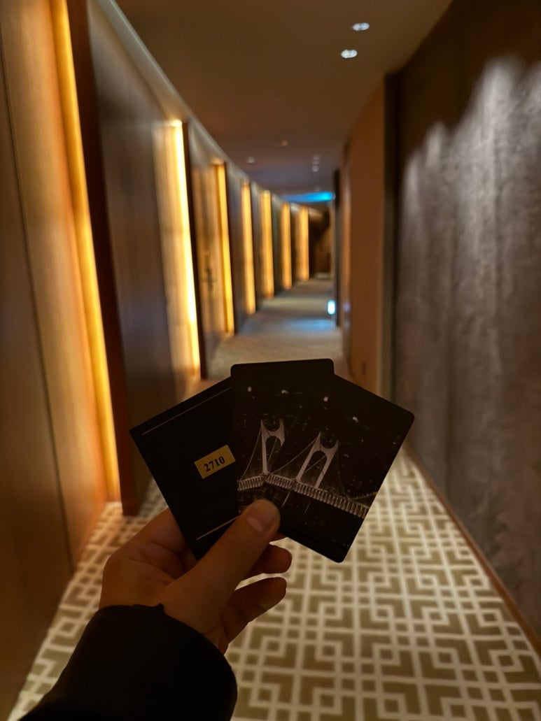 파크하얏트 부산 - 파크 이그제큐티브 마리나 스위트 & 스탠다드 룸 비교! 광안대교뷰, 조식, 수영장, 월드오브하얏트, GOH, 부산 5성호텔 비교&추천. 관련 이미지 5