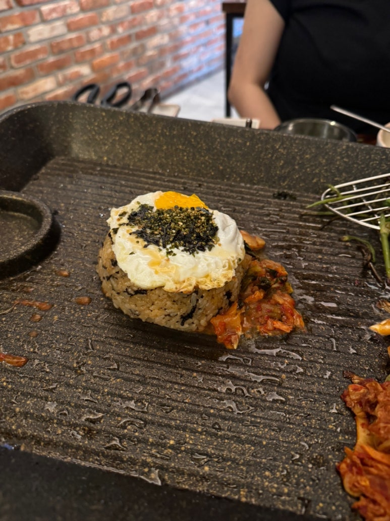 [이태원 맛집] 찰만생대패 - 서울 생대패삼겹살 맛집. 미나리 세트 후기. 냉삼보다 훨씬 맛있음! 관련 이미지 28