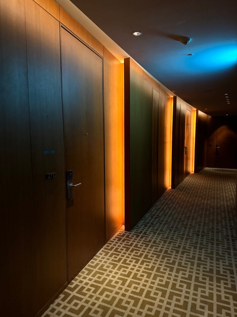 파크하얏트 부산 - 파크 이그제큐티브 마리나 스위트 & 스탠다드 룸 비교! 광안대교뷰, 조식, 수영장, 월드오브하얏트, GOH, 부산 5성호텔 비교&추천. 관련 이미지 6