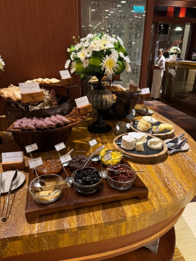 세인트레지스 발리 2편 - 미쉐린 레스토랑 Kayuputi. 플래티넘 티어로 즐기는 조식 그리고 디너 솔직 후기. 불가리 발리랑 비교!! 관련 이미지 11