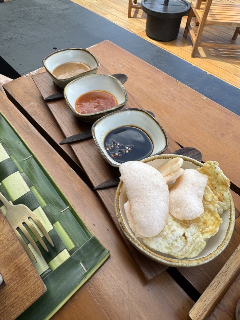 불가리 발리 2편 - 베이비시터가 있는 발리 풀빌라. 야외수영장, 조식, 레스토랑 후기. 관련 이미지 14