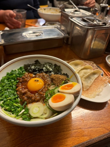 [대학로 맛집] 칸다소바 - 돈코츠라멘과 동경마제소바 세트 맛집. 야끼교자까지 깔끔하게 클리어. 관련 이미지 1