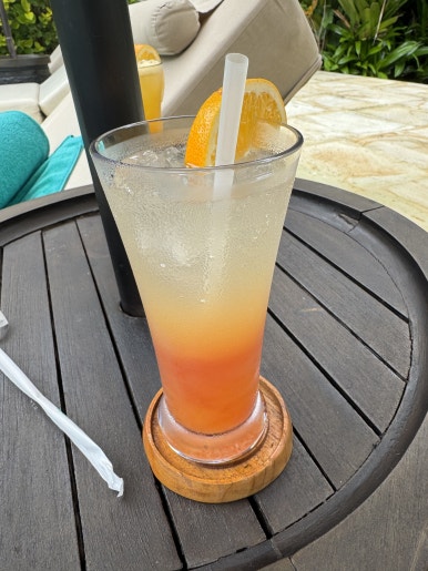 불가리 발리 2편 - 베이비시터가 있는 발리 풀빌라. 야외수영장, 조식, 레스토랑 후기. 관련 이미지 9