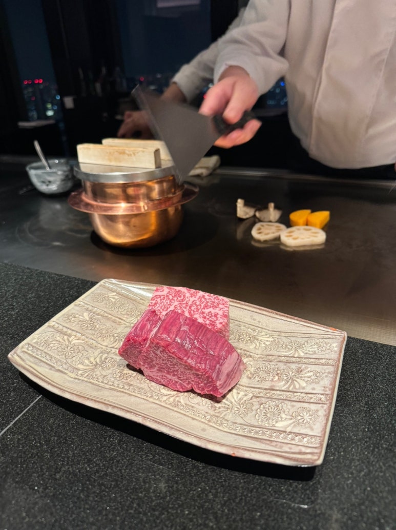 [콘래드 오사카 레스토랑] 쿠라(KURA) - 蔵 Teppanyaki & Sushi - 테판야키, 스시 맛집 완전 정복 2부작. 현아플, 힐튼 골드 할인. 예약방법. 관련 이미지 32