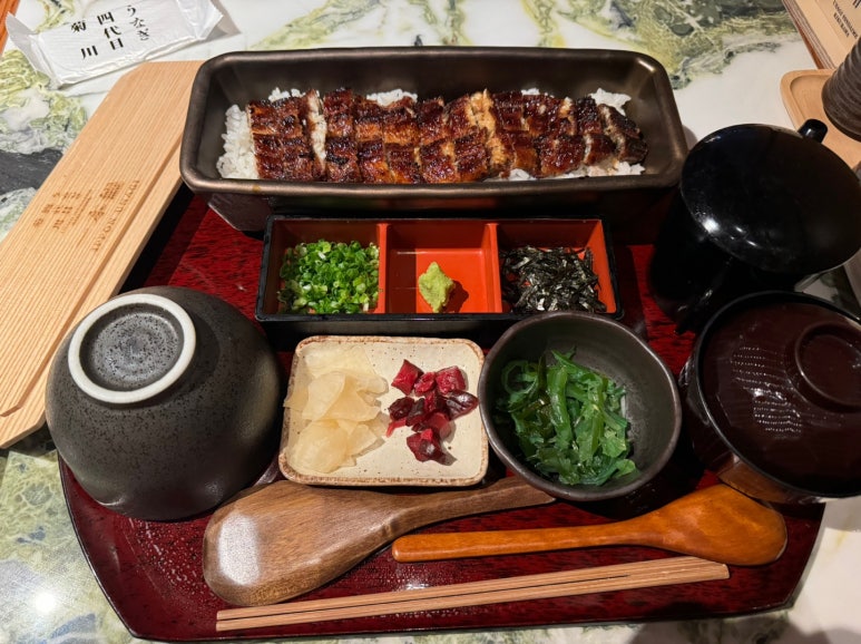 [고속터미널역 맛집] 키쿠카와 - 하우스오브신세계. 도쿄 미슐랭 장어덮밥 - 5만원 일품 히츠마부시 맛집. 솔직후기. 세일리지 안됨? 관련 이미지 14