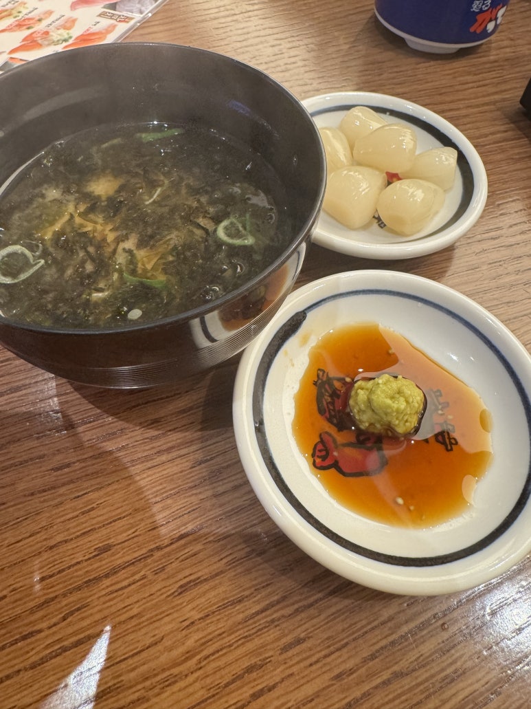 [광화문 맛집] 하우스오브갓덴 - 프리미엄 회전초밥 맛집. 스시를 잘 못먹어도 가기 좋은 곳 추천. 관련 이미지 9
