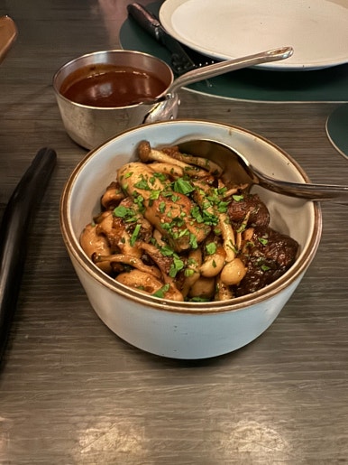 [그랜드 하얏트 서울] 스테이크하우스 - 포터하우스 1kg 분위기 좋고 야경좋아 모임장소로는 최고! 대한항공 the first 현대카드 할인. 월드오브하얏트. 관련 이미지 20