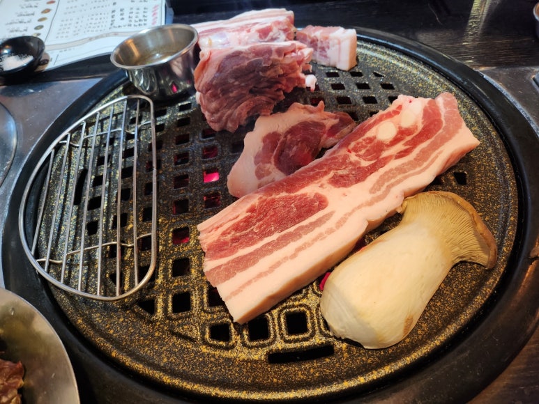 ★★★☆☆[행당동 맛집] 돈슐랭 - 와인 콜키지 가능한 돼지 특수부위 맛집. 오겹살도 맛있다! 관련 이미지 10