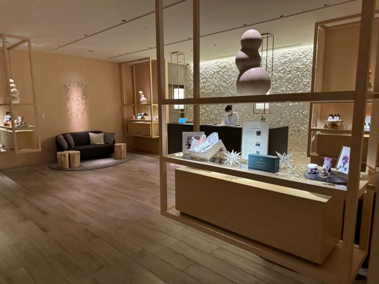 콘래드 오사카 호캉스의 모든 것 - 현아플, 힐튼 아너스 골드, 조식, 라운지, 레스토랑, 수영장, 사우나. Adieu 2023. (2) 관련 이미지 18