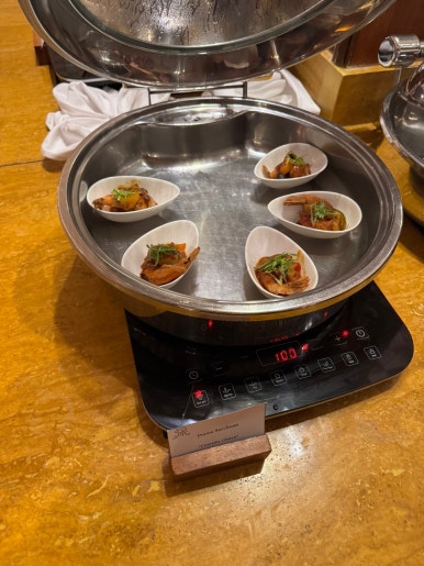 세인트레지스 발리 2편 - 미쉐린 레스토랑 Kayuputi. 플래티넘 티어로 즐기는 조식 그리고 디너 솔직 후기. 불가리 발리랑 비교!! 관련 이미지 22