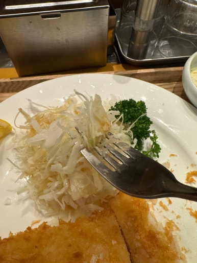 [고터 맛집] 키보 아츠아츠 - 하우스오브신세계. 시그니처 메뉴 생선카츠 먹어봄. 혼밥 추천, 평일 저녁 웨이팅 없음. 관련 이미지 12