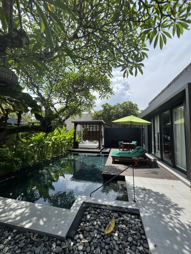 W 발리 스미냑 1편 - 킹베드 오아시스 빌라 둘러보기! 플래티넘 업그레이드 후기. 관련 이미지 4